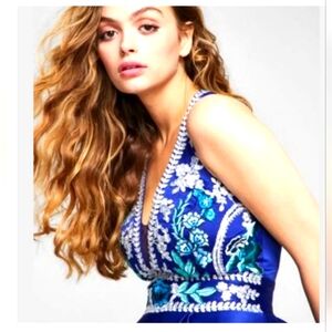 Blondie Nites Blue and White Sleeveless Halter Gown NWT